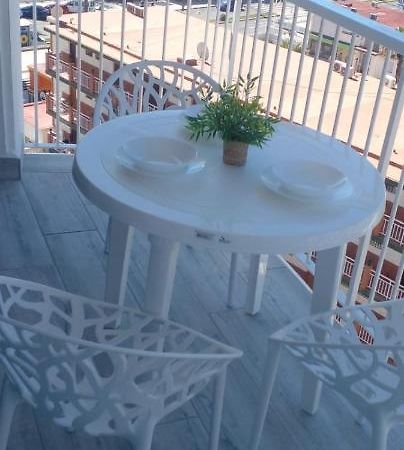 Brisa Marina 3 Apartment Benalmadena Bagian luar foto